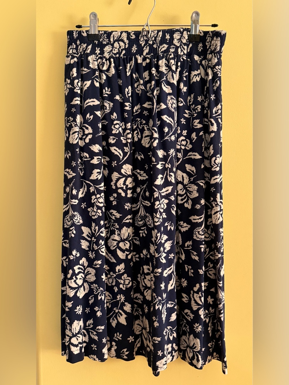 Croft & Barrow Women’s black Floral Maxi Skirt -size PXS